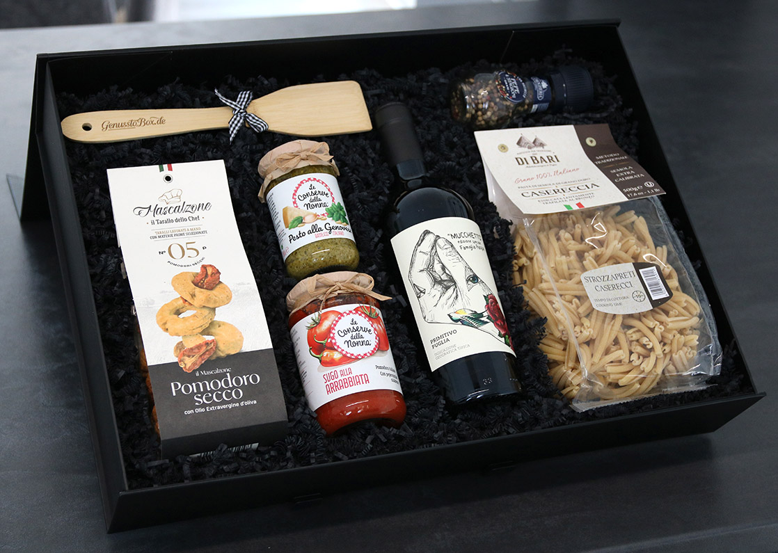 GenusstoBox Selezione mit Rotwein italienischer Geschenkkorb